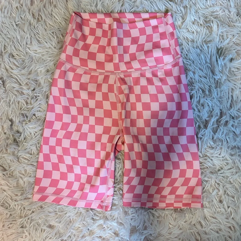 Wilo By Label Pink Checkered Biker Shorts NWOT - Picture 1 of 4